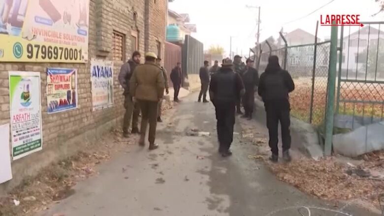 India: esplosione in una stazione di polizia, almeno 9 morti