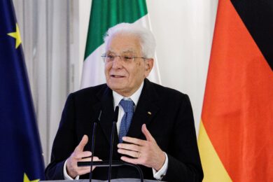 Mattarella a Berlino, incontro con Steinmeier: “Benefici da collaborazione e apertura al mondo”