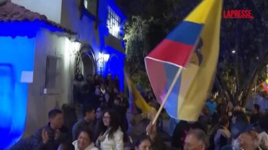 Ecuador, gli elettori dicono no alle basi militari straniere e alla nuova Costituzione