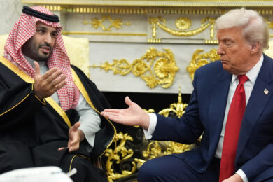 Trump accoglie Bin Salman: “Investimenti sauditi in Usa per 600 miliardi”