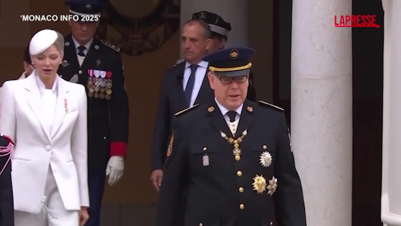 Monaco, il principe Alberto e la principessa Charlene celebrano la festa nazionale: le immagini Monaco, il principe Alberto e la principessa Charlene celebrano la festa nazionale: le immagini