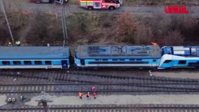 Repubblica Ceca: scontro fra due treni, quasi 60 feriti