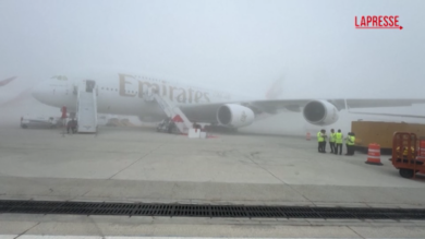 Dubai Airshow, i jet privati avvolti dalla nebbia