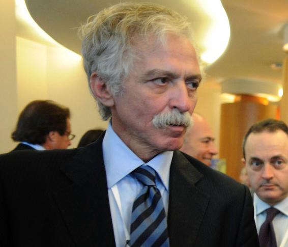 Morto il prefetto Ronconi: fu capo della Mobile di Roma quando scomparve il giudice Adinolfi Morto il prefetto Ronconi: fu capo della Mobile di Roma quando scomparve il giudice Adinolfi