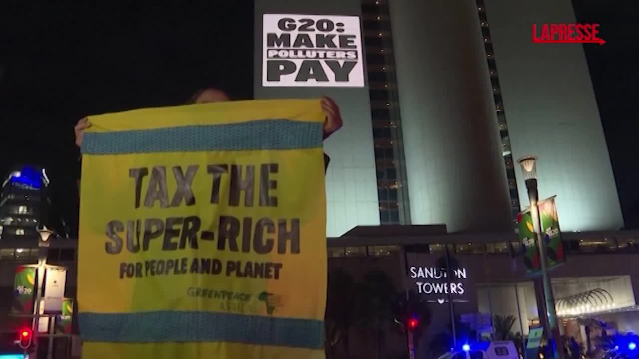 G20, le proteste degli attivisti a Johannesburg in vista del vertice
