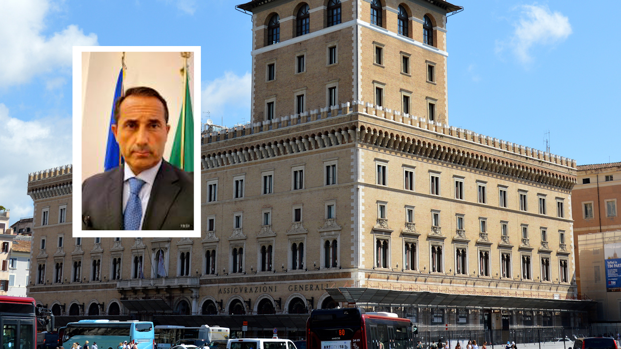 Garante privacy, si dimette segretario generale Fanizza. Report: “Chiedeva di spiare dipendenti Authority”