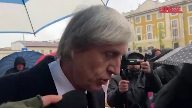 Accoltellato a Milano, legale di uno degli accusati: “Il ragazzo ha risposto”