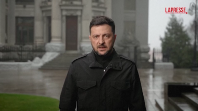 Ucraina, Zelensky: “Piano Usa ci pone davanti a scelta difficile”