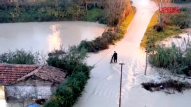 Inondazioni in Albania, intere zone allagate: le immagini dal drone