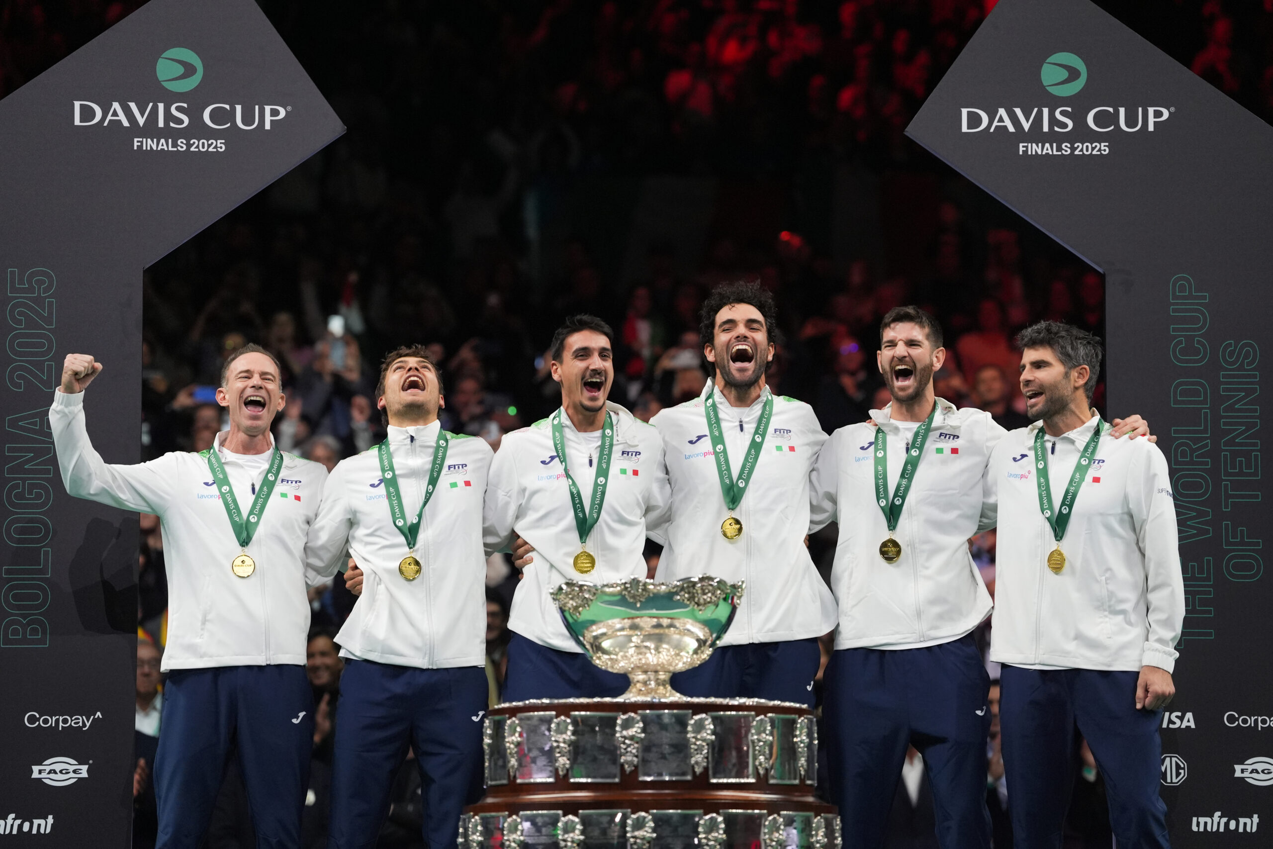 Coppa Davis 2025, Italia campione per la quarta volta: Spagna battuta 2-0 in finale