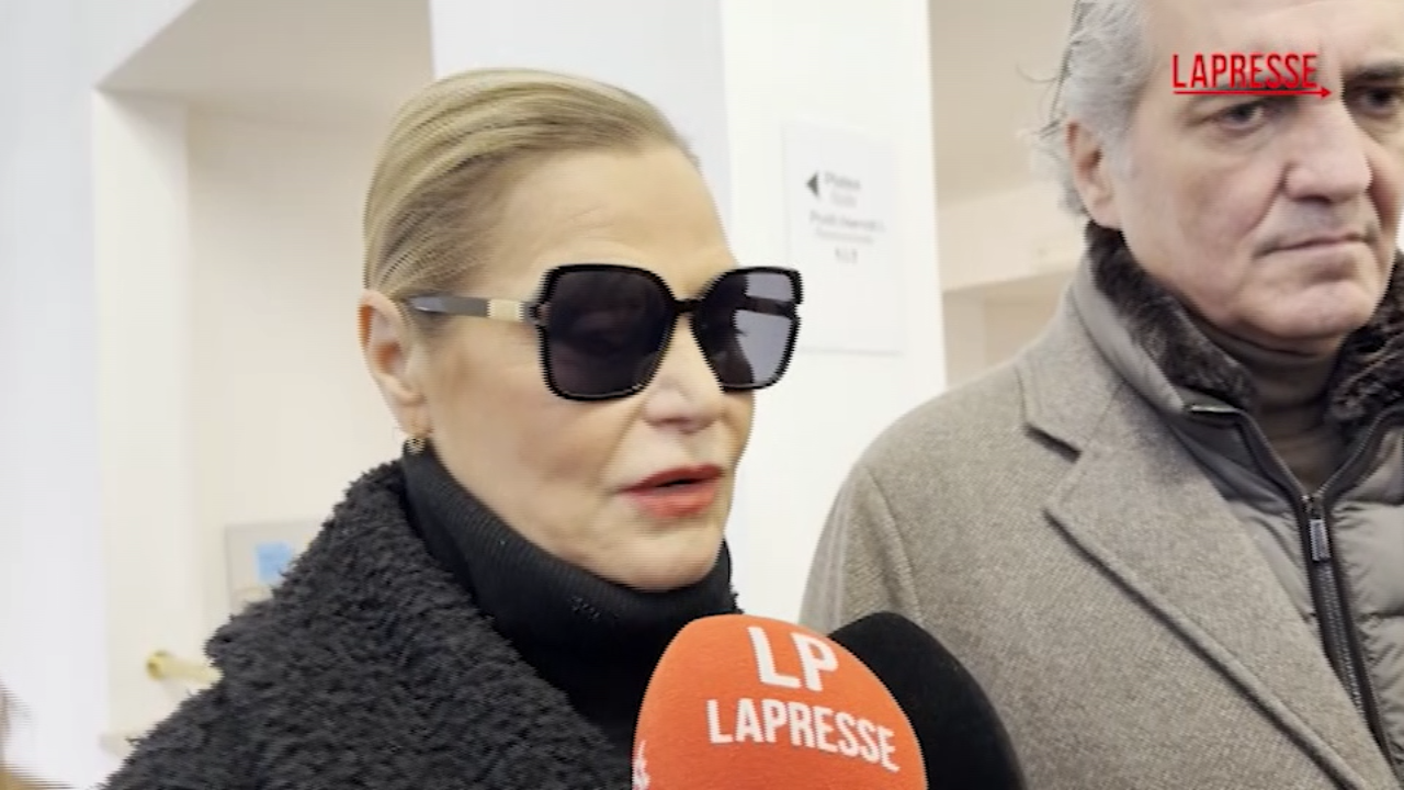 Ornella Vanoni, Simona Ventura alla camera ardente: "Era unica, mi mancherà"