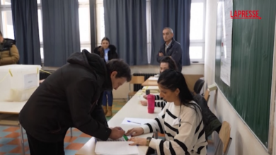 Bosnia, urne aperte nella Repubblica Serba: si elegge il successore di Dodik