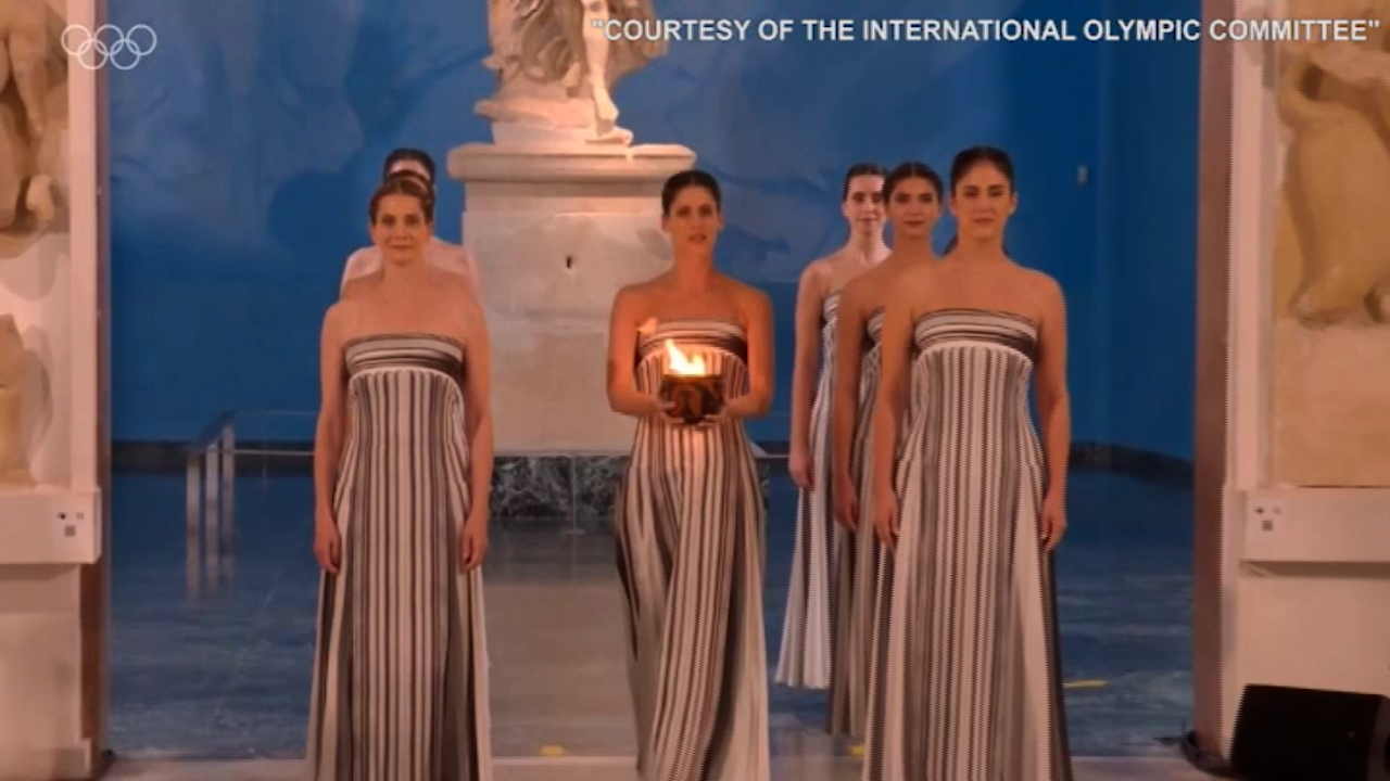 Milano Cortina 2026: accesa la fiamma olimpica in Grecia