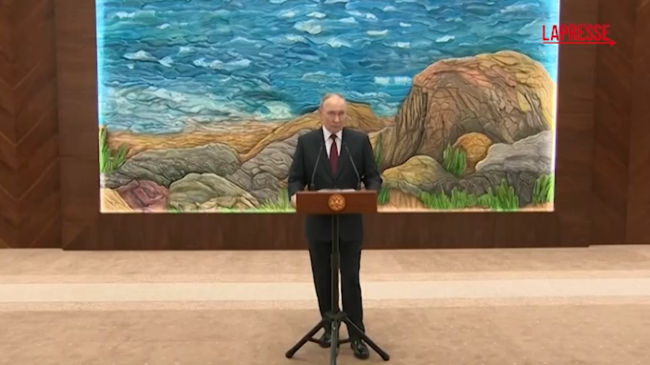 Ucraina, Putin commenta piano Trump e precisa: "Assurdo pensare che vogliamo attaccare l