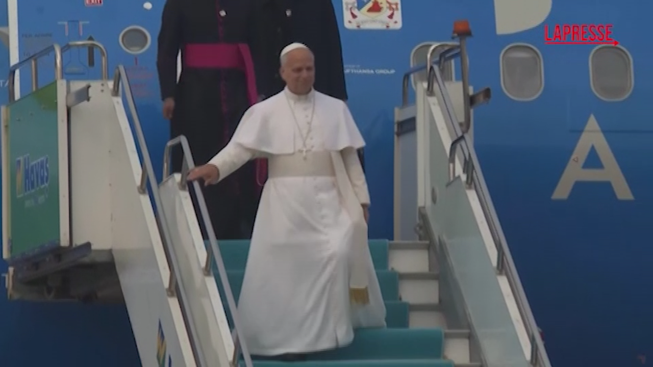 papa in turchia leone xiv atterra ad ankara