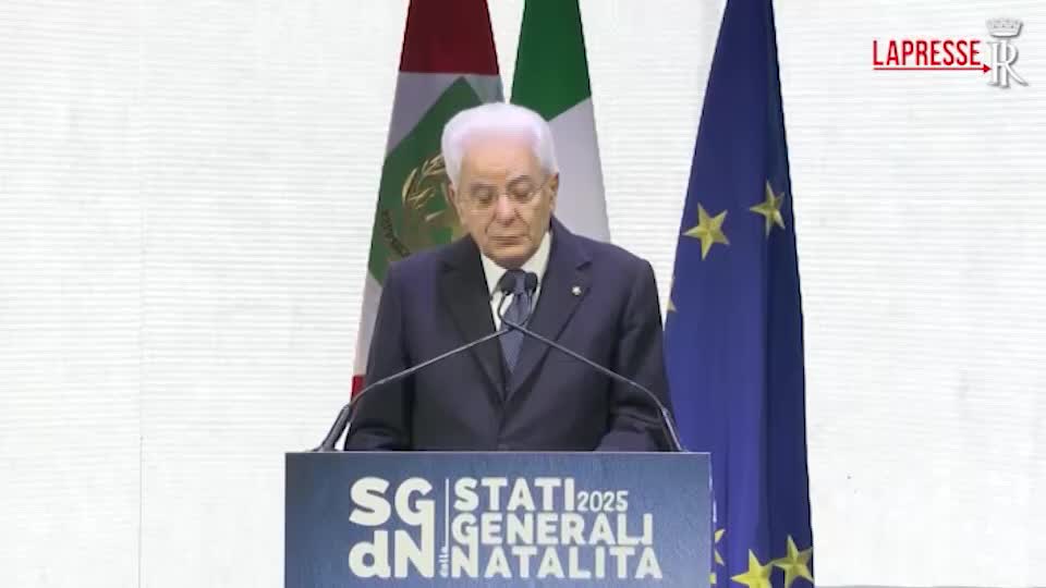 natalit224 mattarella giovani messi in condizione di essere in ritardo da Lapresse.it natalit224 mattarella giovani messi in condizione di essere in ritardo