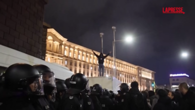 Bulgaria, in migliaia alla manifestazione contro il bilancio 2026