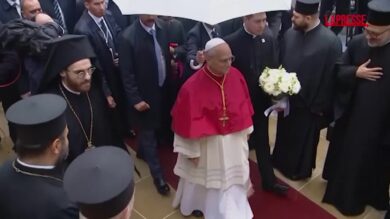 Papa Leone XIV prega con il Patriarca Bartolomeo a Istanbul