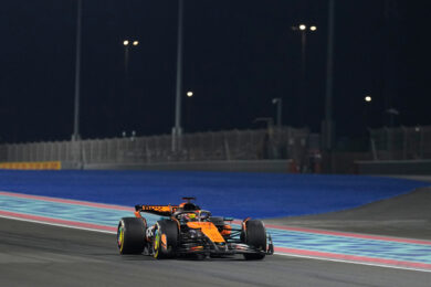 Gp Qatar, Piastri vince la gara sprint: Norris terzo, domani può vincere il Mondiale