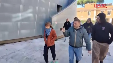 Greta Thunberg arrivata a Università Roma Tre, ad accoglierla Francesca Albanese