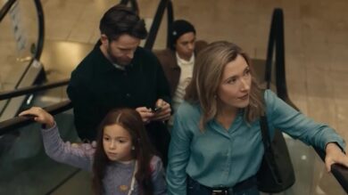 “Pause before you post”, la campagna in Irlanda contro la pubblicazioni sui social di video e immagini dei figli