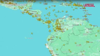Venezuela, pochissimi voli attraversano lo spazio aereo: le immagini di Flightradar24