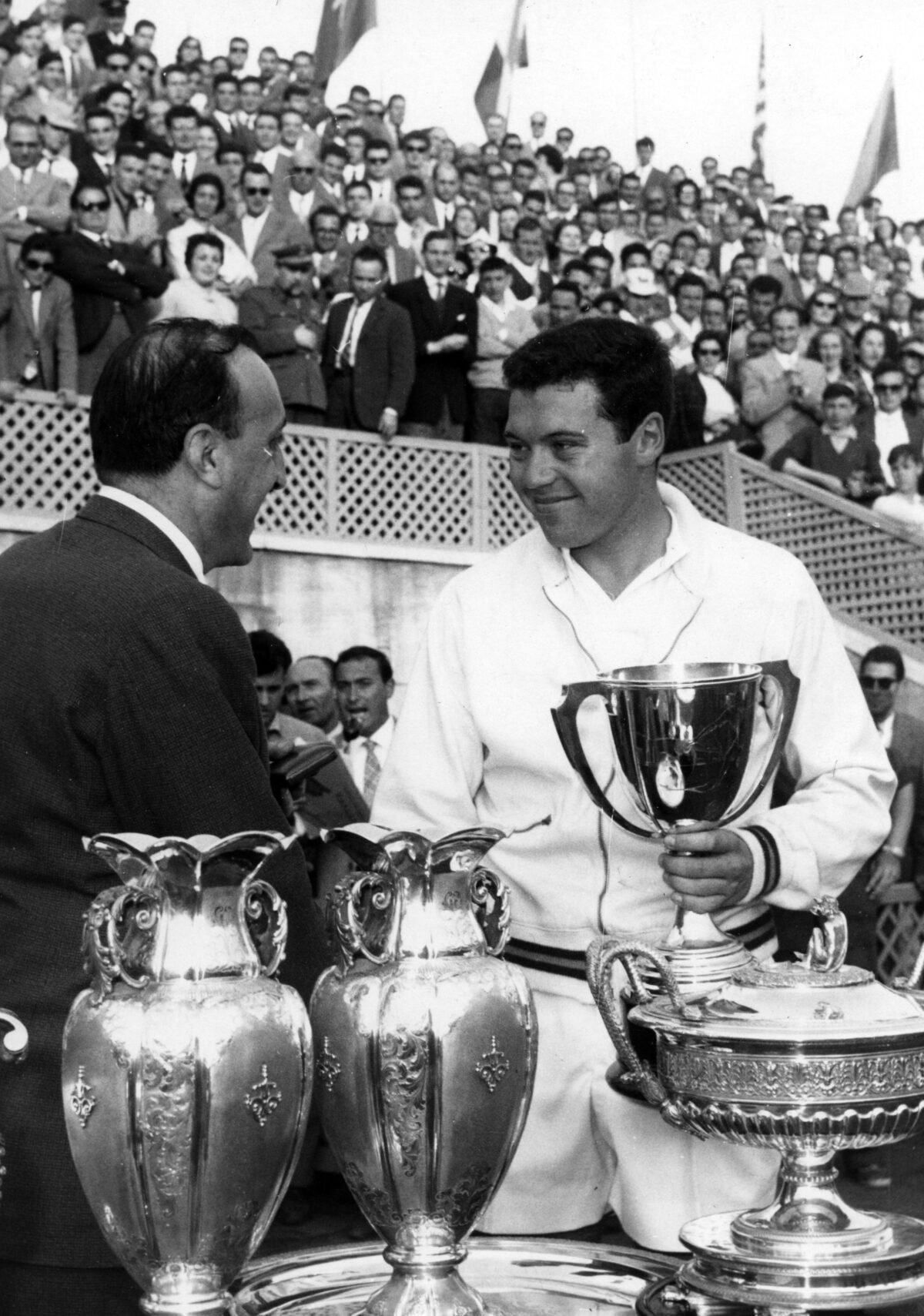 Galleria foto 'Nicola Pietrangeli, addio all’icona del tennis azzurro: le foto storiche' - foto 5