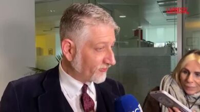 Giuli su attacco a La Stampa: “Serve vigilanza democratica”