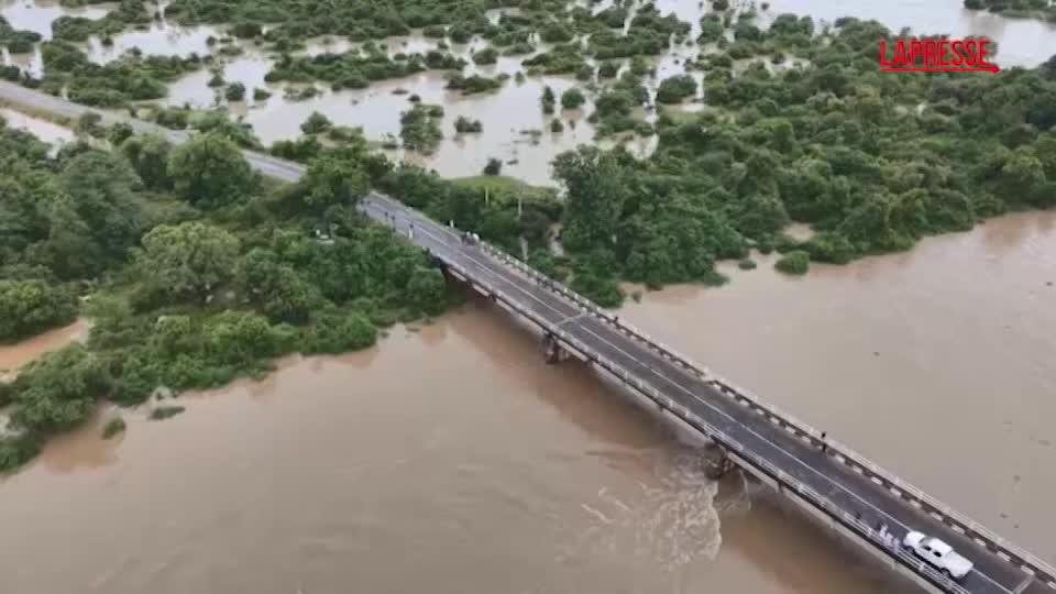sri lanka la devastazione delle inondazioni riprese dal drone