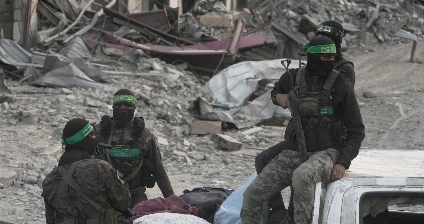 Gaza, Hamas non consegnerà lunedì corpo di ostaggio