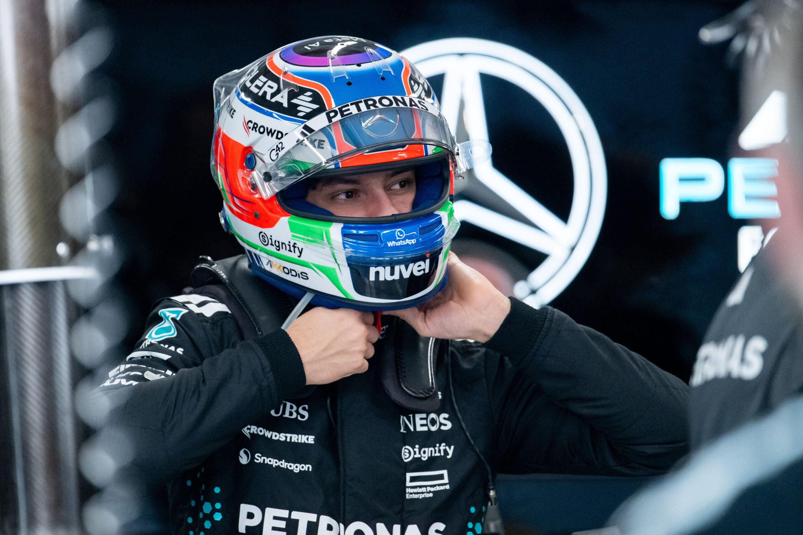 Kimi Antonelli, insulti social al pilota F1. Red Bull si scusa