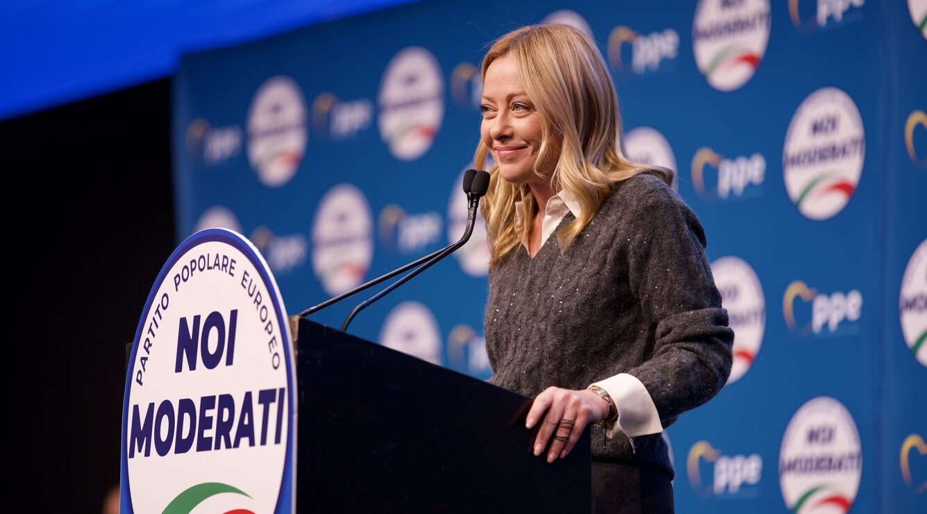 Corsi rifiutati ad allievi ufficiali, Meloni: “Da UniBo gesto lesivo dei doveri costituzionali