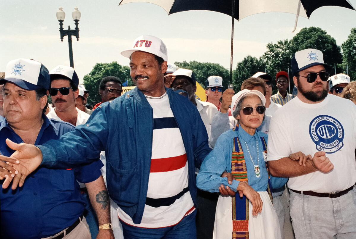 Galleria foto 'Rosa Parks, 70 anni fa il gesto simbolo nella lotta al razzismo: 5 foto per ricordarla' - foto 4