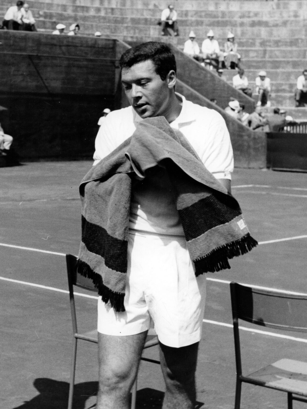 Galleria foto 'Nicola Pietrangeli, addio all’icona del tennis azzurro: le foto storiche' - foto 4