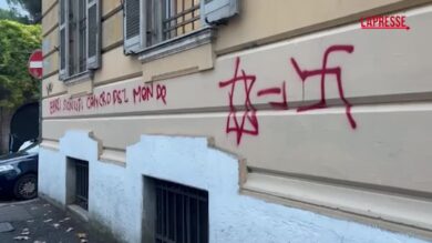 Roma, scritta antisemita sul Lungotevere: "Ebrei sionisti cancro del mondo"