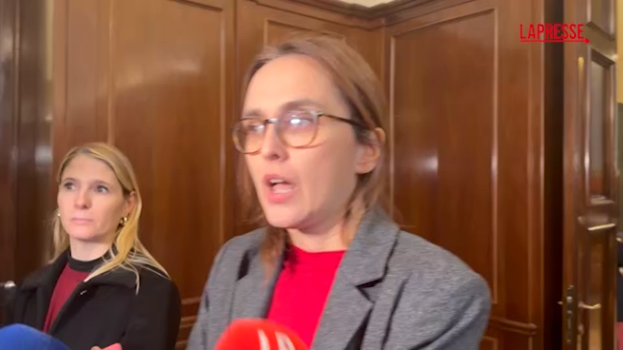 Milano, Quartapelle (Pd): "Serve legge contro vendita armi da taglio ai minori"