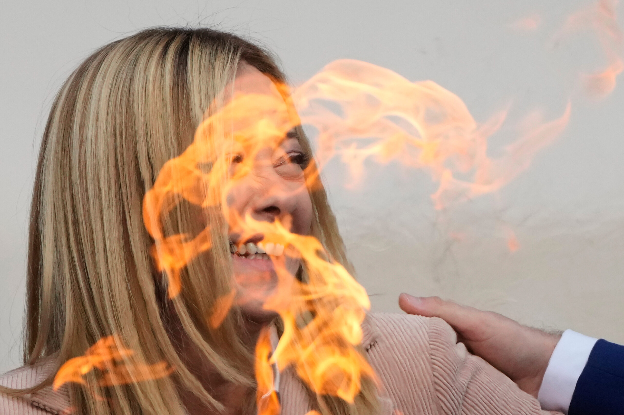 Dall’incontro Putin-Witkoff alla fiamma olimpica a Roma: la settimana in 7 foto