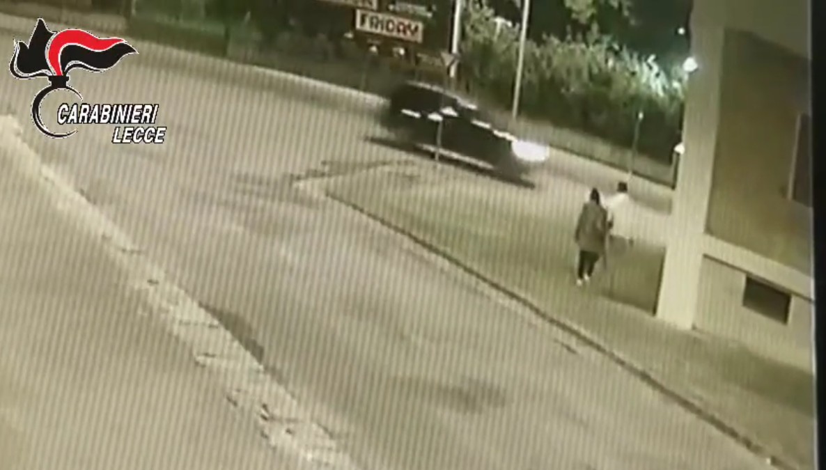 Tatiana Tramacere, l’amico Dragos : “Eravamo d’accordo, voleva cambiare vita”. In un video i due la sera della scomparsa Tatiana Tramacere, l’amico Dragos : “Eravamo d’accordo, voleva cambiare vita”. In un video i due la sera della scomparsa