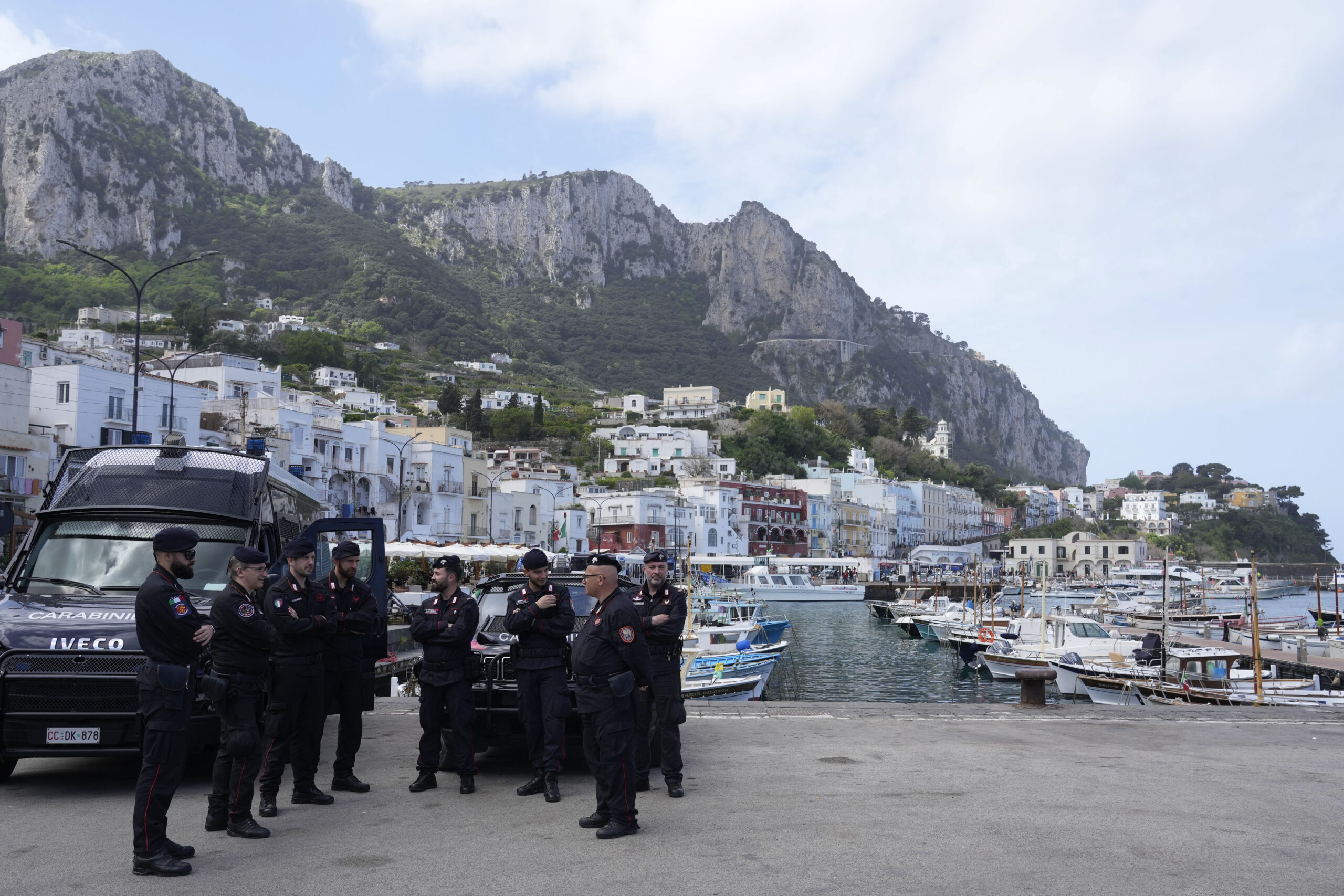 Capri, abusi sessuali in casa di riposo: arrestato operatore sanitario
