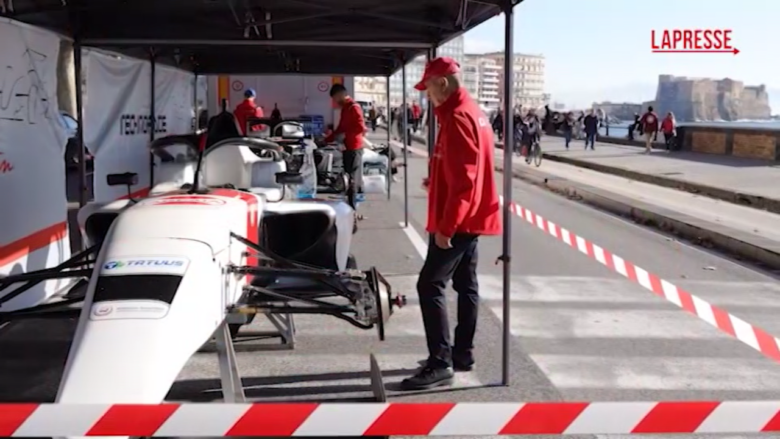 Napoli, il lungomare diventa autodromo per il Racing Show sognando la Formula E
