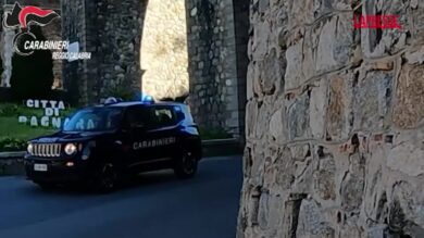 Reggio Calabria, ferisce amico con colpo di pistola accidentale: arrestato