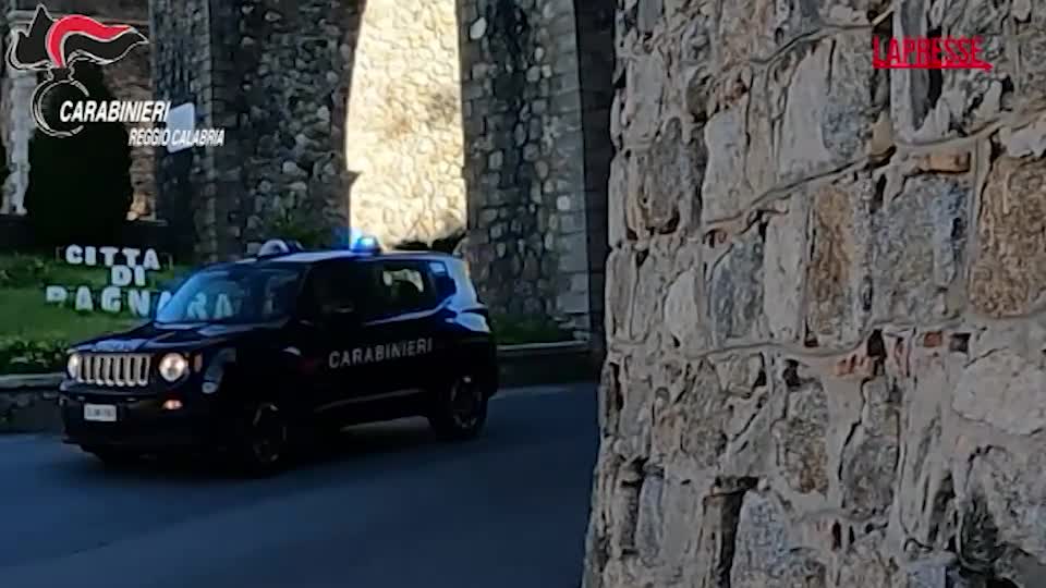 reggio calabria ferisce amico con colpo di pistola accidentale arrestato da Lapresse.it reggio calabria ferisce amico con colpo di pistola accidentale arrestato