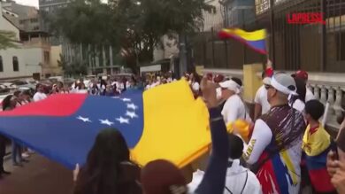 María Corina Machado, manifestazioni in tutta l'America Latina per la leader dell'opposizione venezuelana