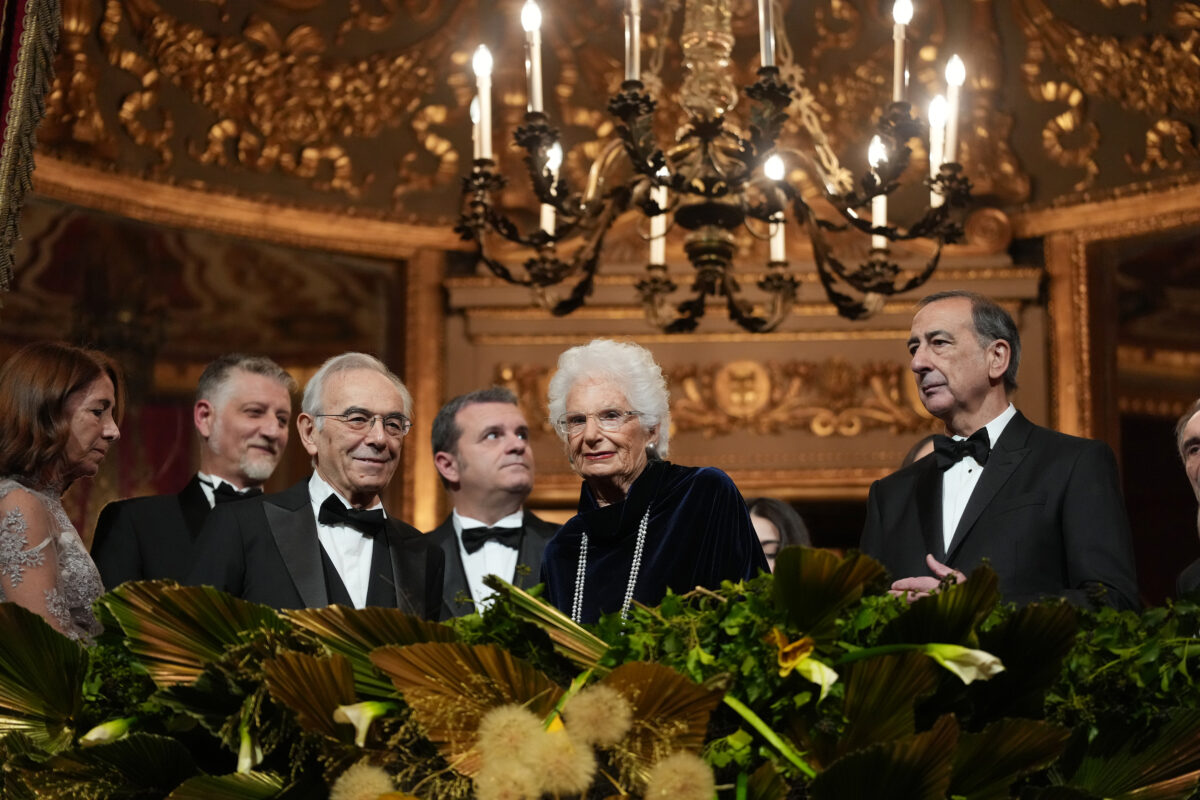 Scala, la sera della Prima: proteste di lavoratori spettacolo e pro-Pal, 10 minuti di applausi per ‘Lady Macbeth’ di Sostakovic