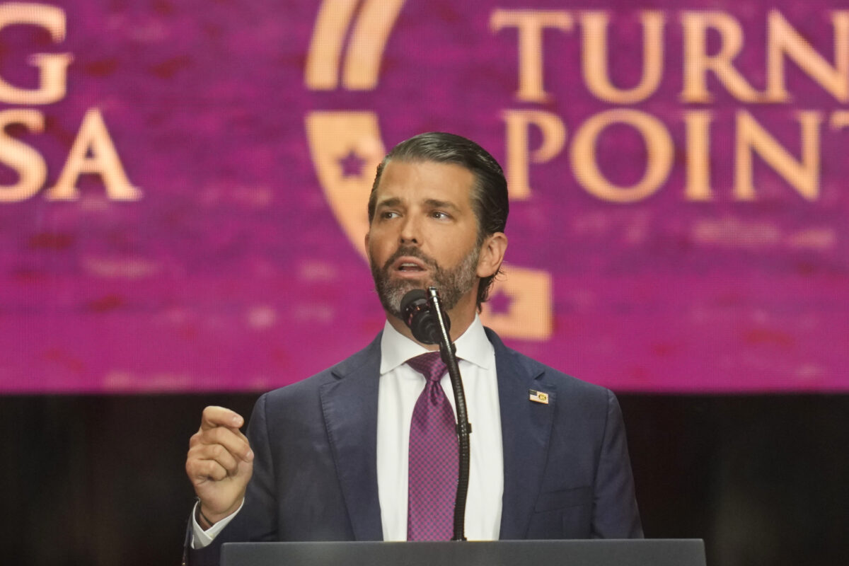 Ucraina, Trump Jr: “Gli Usa non saranno ‘l’idiota con il libretto degli assegni Ucraina, Trump Jr: “Gli Usa non saranno ‘l’idiota con il libretto degli assegni