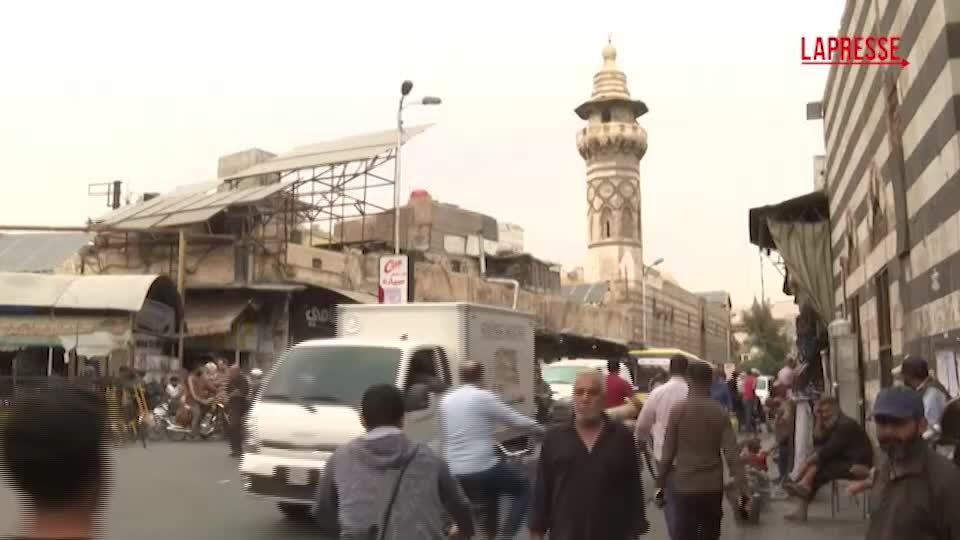 Siria, un anno dopo la cacciata di Assad, il Paese sull Siria, un anno dopo la cacciata di Assad, il Paese sull