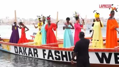 Senegal, la Dakar Fashion Week trasforma il mare nella sua passerella