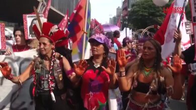 Brasile, la protesta nelle città contro la violenza di genere