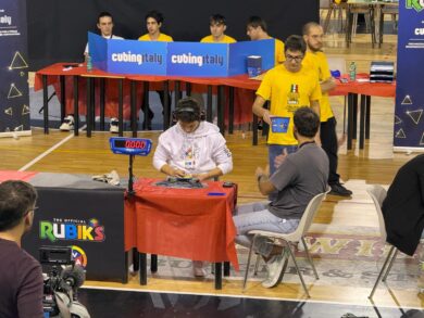Cubo di Rubik in 6″49, il baby talento Valerio Locatelli: “Studio matematica ma non farò il prof”