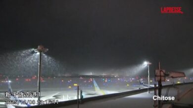 Giappone, il boato del terremoto ripreso dalle telecamere di sicurezza